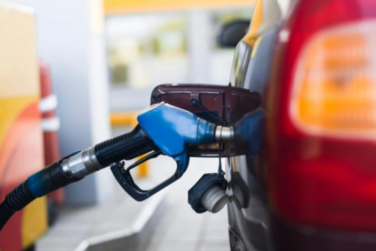 Continuă ieftinirea carburanților. Cât va costa benzina și motorina?