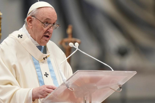 Papa Francisc: Unii nu vor să aibă copii, dar au câini şi pisici care iau locul copiilor