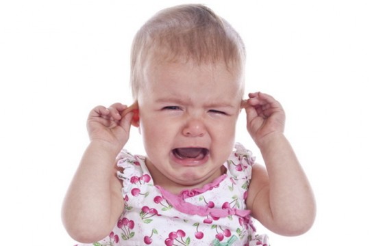 Recomandările pediatrului Komarovskii când copilul are dureri de ureche