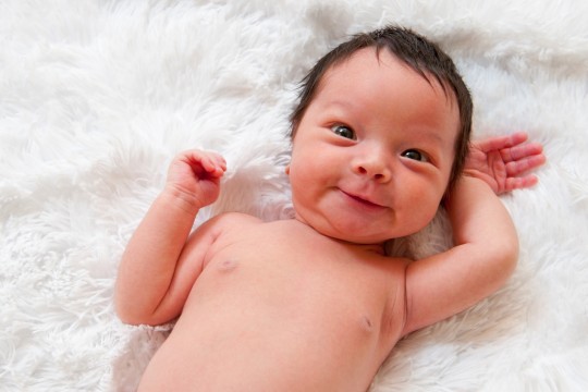 FOTO: Cum vede un nou-născut lumea. Evoluția vederii la copii
