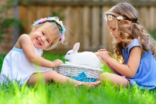 Cum explicăm semnificația Paștelui pe înţelesul copiilor
