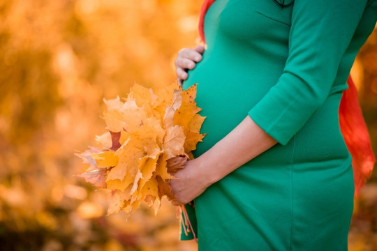 5 motive pentru care toamna este anotimpul perfect pentru a fi însărcinată
