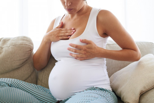 Prin ce modificări trec sânii, în timpul sarcinii