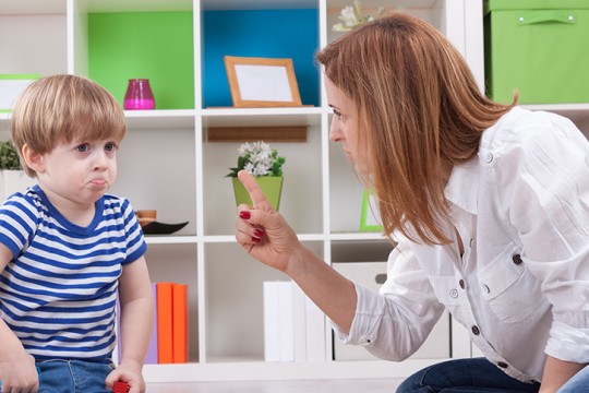 10 greșeli de disciplină pe care le fac toți părinții
