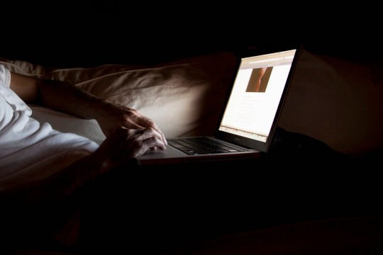 Tânăr din Floreşti reţinut şi suspectat de pornografie infantilă